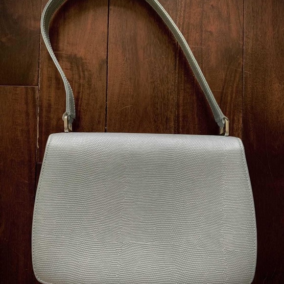 Escada blue handbag with matching heels - Picture 4 of 5